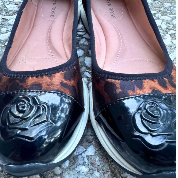 Taryn Rose Leopard Print Patent Cap Toe Ballet Flats Women’s 7B - Picture 6 of 6